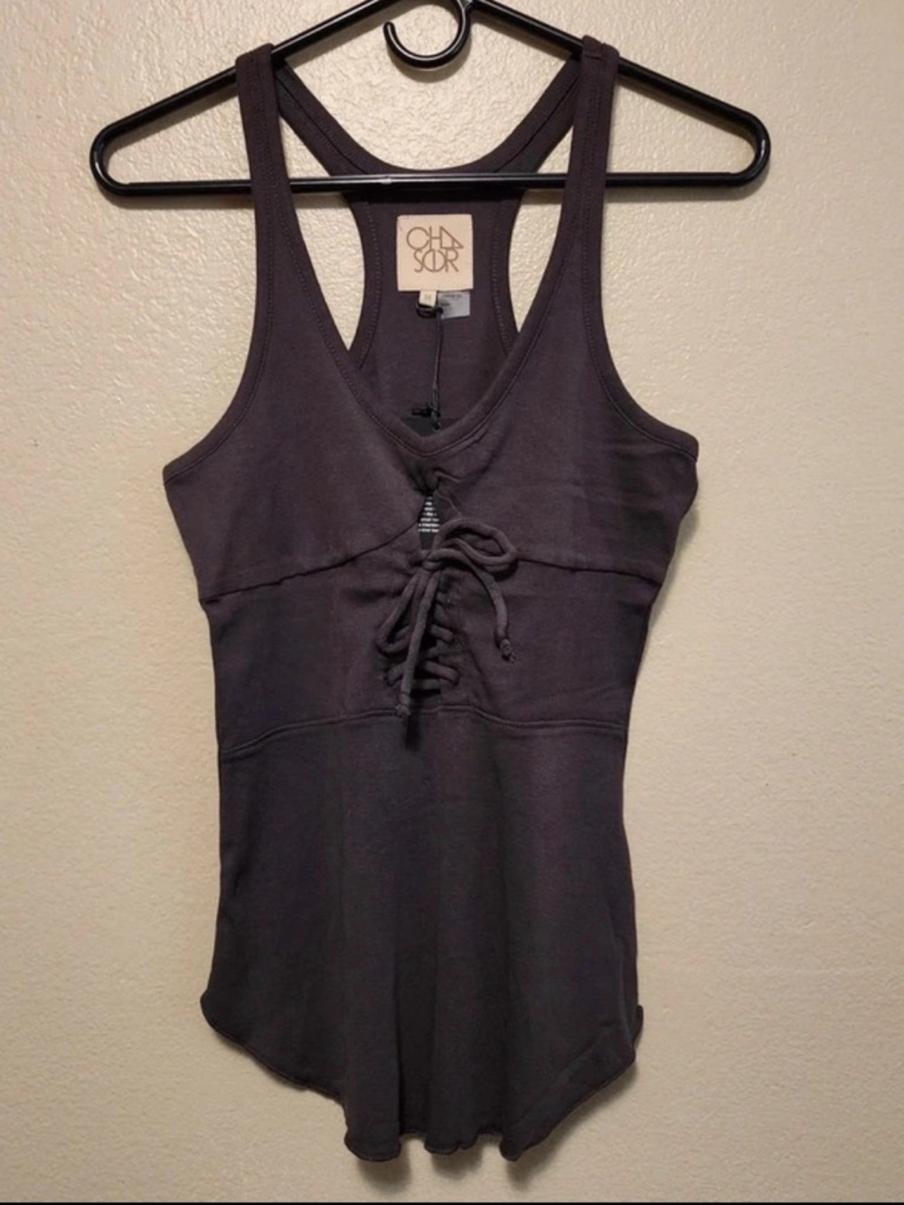Lace up Tank Chaser